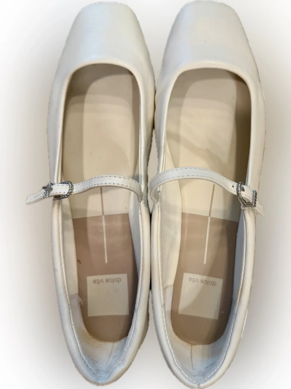Dolce Vita White Aileen Flats - Picture 1 of 4